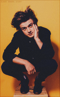 Joe Keery 1505697167-026