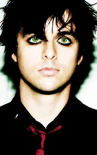 Galerie alternative d'avatars (rares et chers) - Page 3 1507653673-billie-joe-armstrong