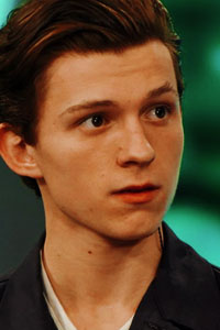 Tom Holland 200x320 avatars - Page 2 1512747555-vava-dyson6