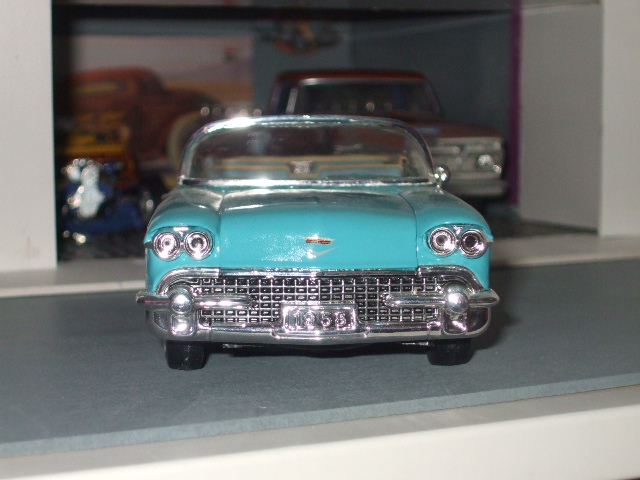 Cadillac Eldorado Biarritz 1958 - HELLER 1/24 1536772105-dscf9411