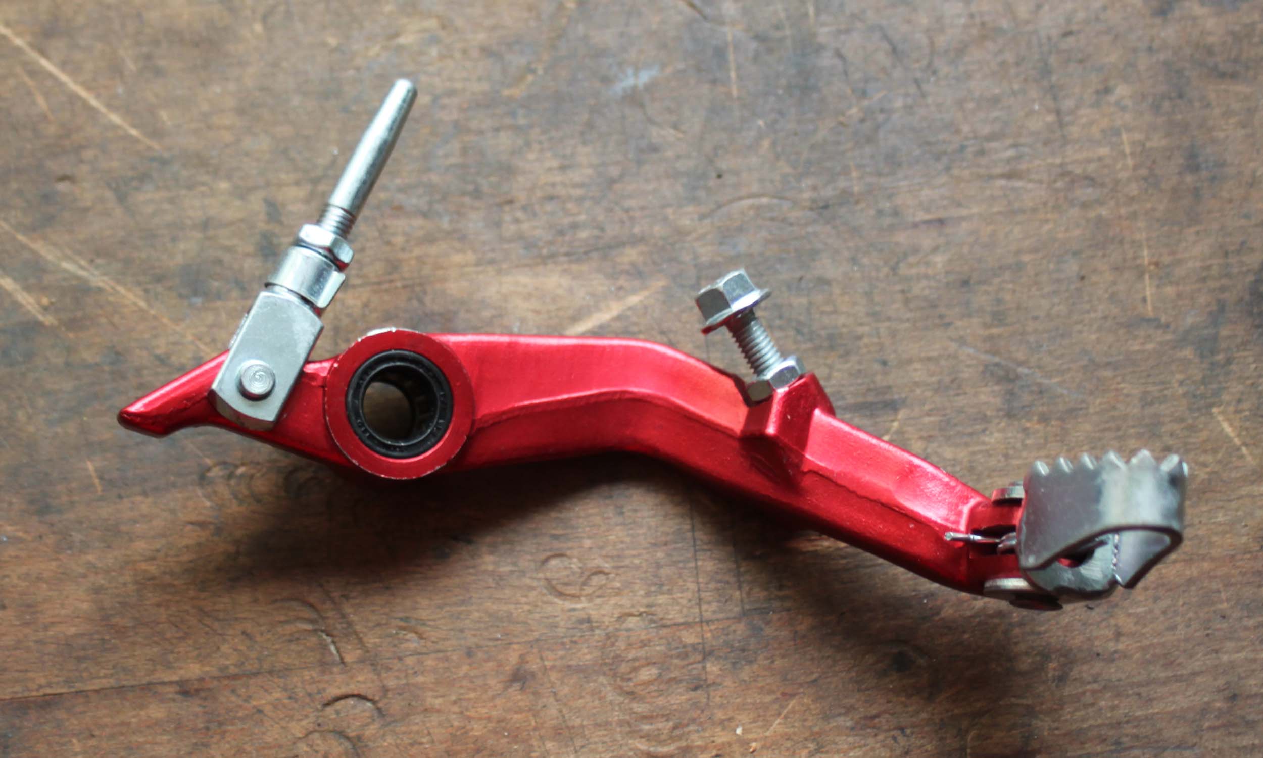 pédale de frein rouge pour Montesa 1569409482-pedale-de-frein-montesa-001