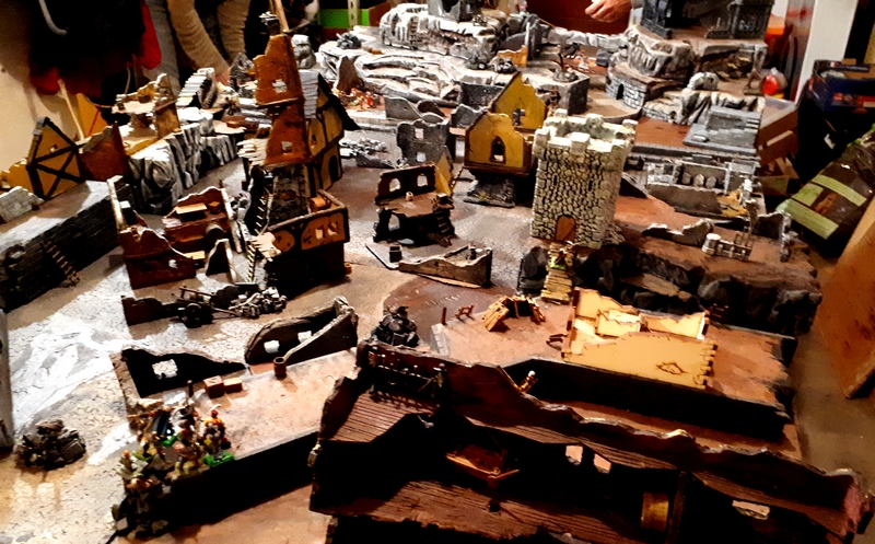 Mordheim: un tas de cailloux! 1571567429-vue-1