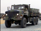 5 - Ministère de la Défense 1433015206-us-marine-corps-030224-m-xt622-034-usmc-m923-6x6-5-ton-cargo-truck-heads-a-convoy-departing-camp-matilda-kuwait-crop