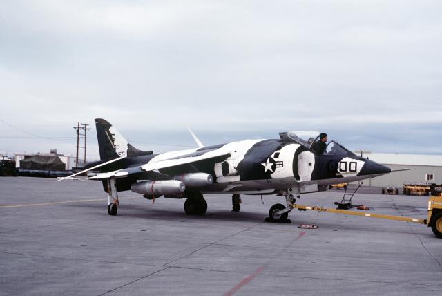 BRITISH AEROSPACE HARRIER ET SEA HARRIER 138620AV_8B_USMC