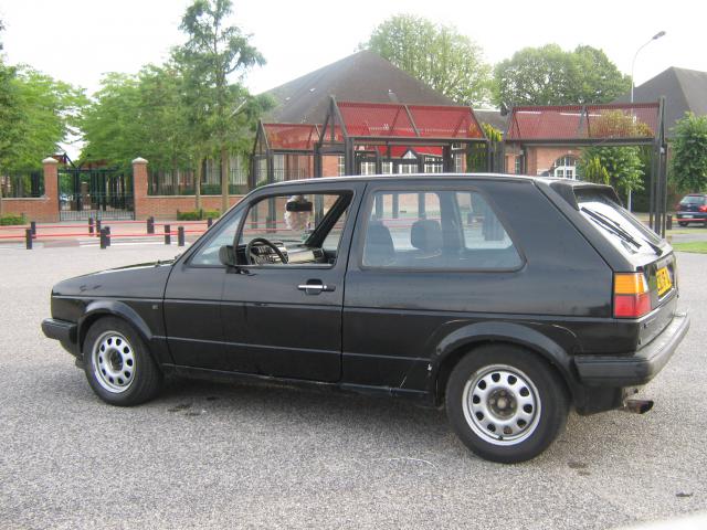 golf 2 GTI 8s type EV bientot en resto 182266IMG_1209