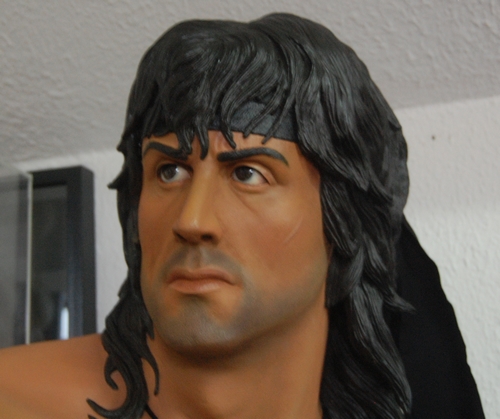 Rambo buste life size - Page 2 212659DSC_0076