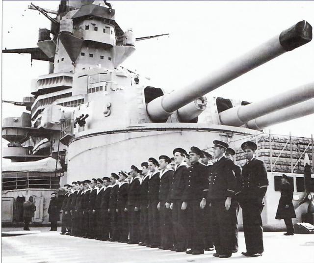 FRANCE CUIRASSES CLASSE RICHELIEU 253323Richelieu_1943_5