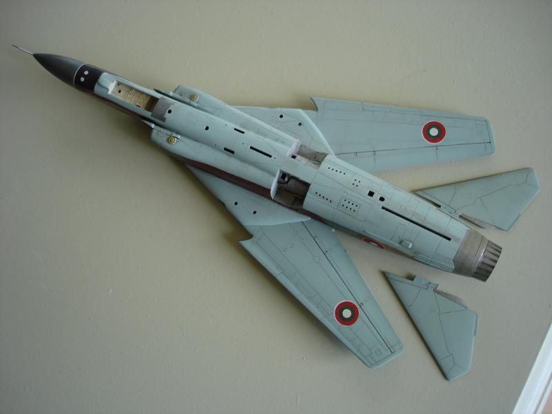 [Hasegawa] MiG23 MF "Flogger-B" 1/72 - Page 7 313247DSC06316