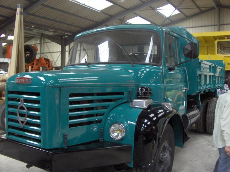 == FONDATION BERLIET == 40454f.Berliet_2_025