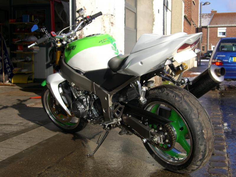 ma ZX6R ou plutot  Z600R 423742026