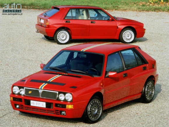 PHOTO de LANCIA - Page 2 458836olio_1118577332_lancia_delta_1994_01_s