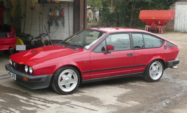 Le topic des Gtv modifiés 459694alfaromeo751984gtv04