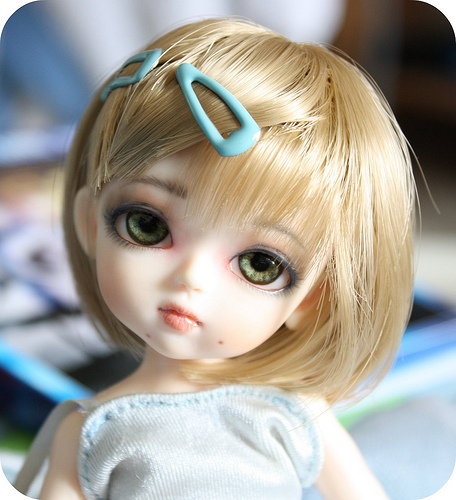 [Latidoll Yellow Sp Lumi] NEWS 15/06/10 :3 5684474695609337_1ef29004ae