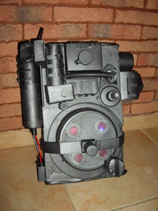 Proton pack maison !!! 569327DSCF0013