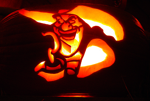 [Règle N°0] Le plus grand méchant de Disney [RESULTATS ET VIDEO p16 et 17!] - Page 7 62590Pumpkin_Carving_Capitan_Hook