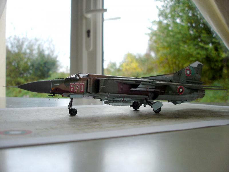 [Hasegawa] MiG23 MF "Flogger-B" 1/72 - Page 8 657357DSC06355