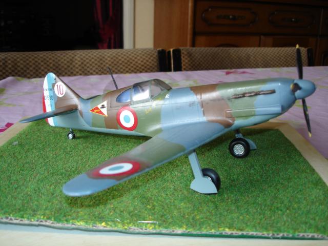 D 520 - MS 406 - Hurricane - Spitfire - NC 900- Hellcatt Français au 1:32(maj) 760405D_520_1