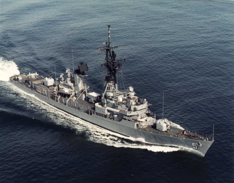 DESTROYERS LANCE-MISSILES CLASSE CHARLES F. ADAMS 818306USSClaudeVRicketts2