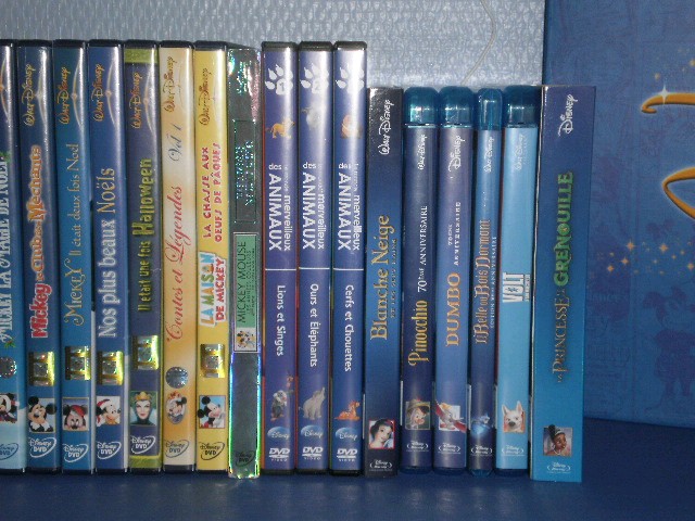 Postez les photos de votre collection de DVD et BrD Disney ! - Page 17 826786collectiondvdbrdp3