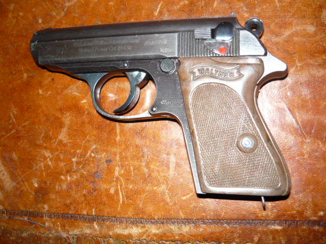 Walther pp : bleu d'origine? 945944P1000027JPG