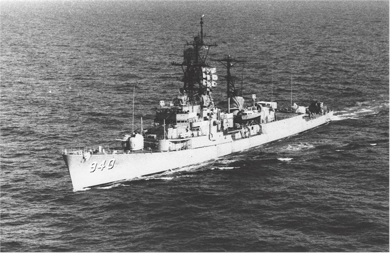 DESTROYERS LANCE-MISSILES CLASSE CHARLES F. ADAMS 990586USSManley