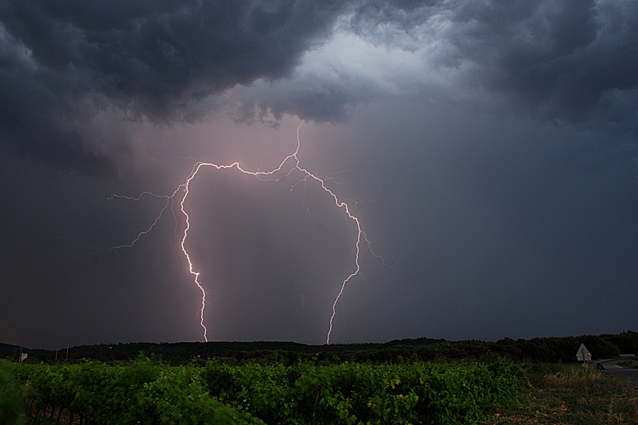 Photo de mes chasses aux orages de l'année 2009 992734double_impact_Donzere_1