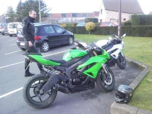 zx6r withe k10  up emc 3 + pr19 monter :) Mini_51951618557_291504162026_684467026_3879001_2635412_n