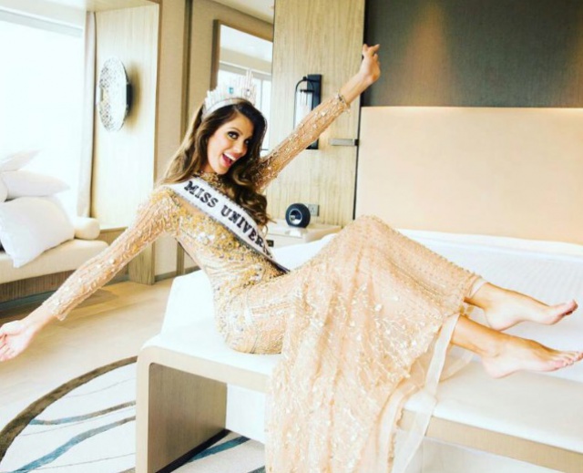 ♔ The Official Thread of MISS UNIVERSE® 2016 Iris Mittenaere of France ♔ - Page 2 111606IMG1779