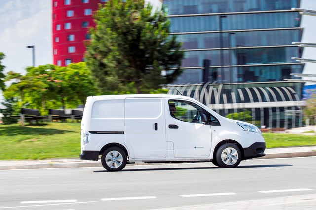 e-NV200 : Le Fourgon Compact 100% Électrique De Nissan 11881312040215