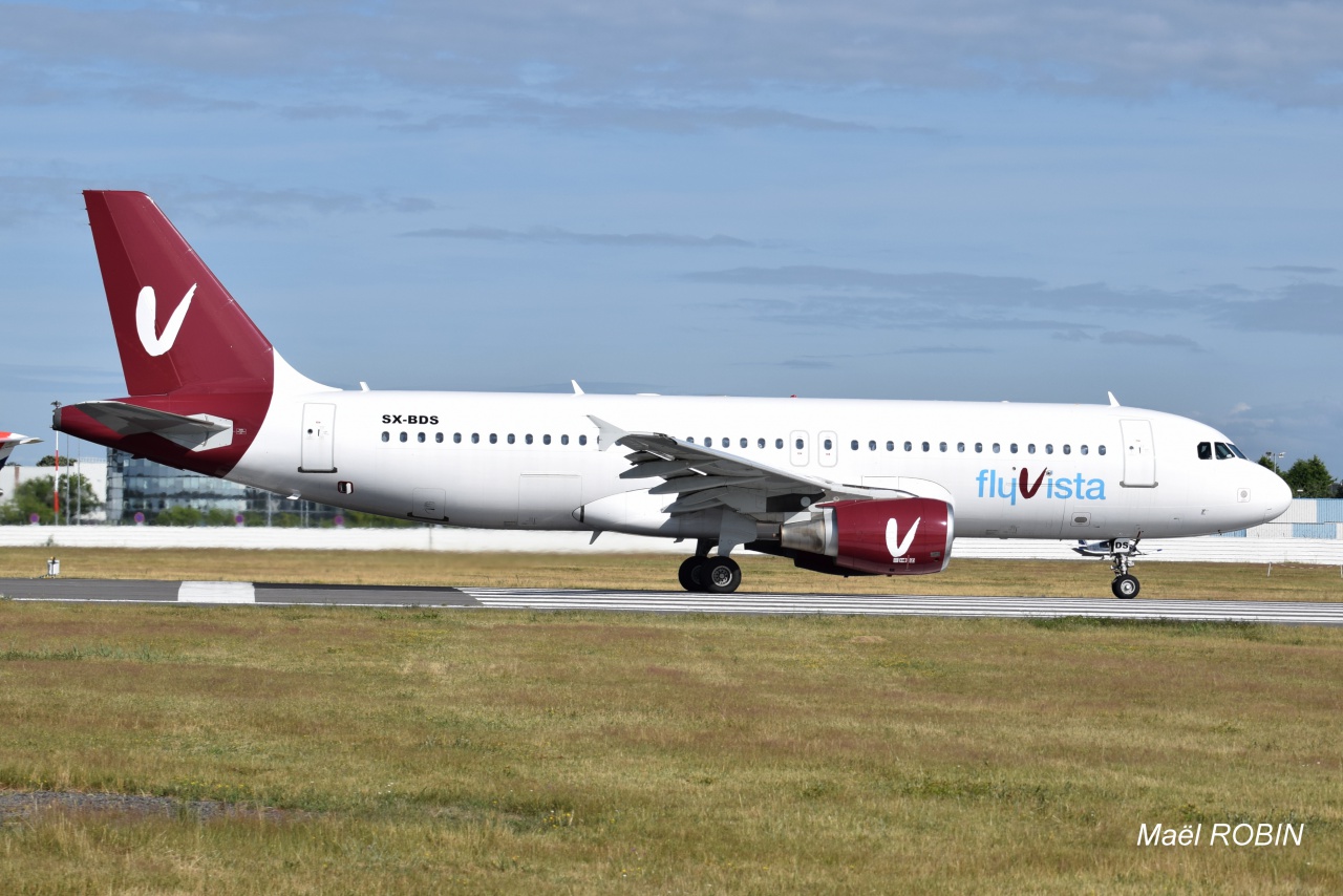 [05/07/2015] A320 (SX-BDS) FlyVista 121977juilletn3062