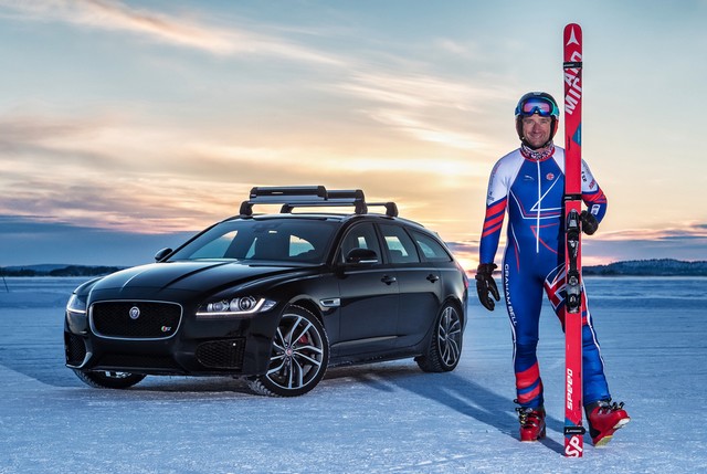 Record Du Monde Guinness Pour Un Skieur Olympique Et Une Jaguar 132413jxfsportbrakegrahambellarjeploggwr03101701