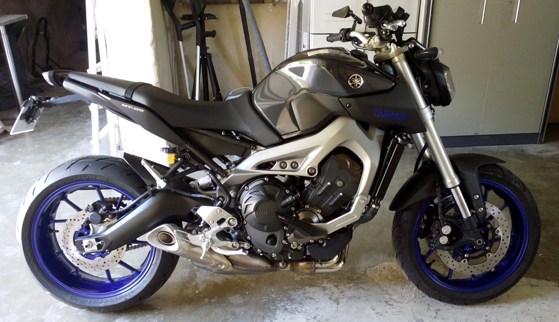 chaine - Photos de toutes les Yamaha MT-09 du forum ! :) 133030YNeophyte700mb