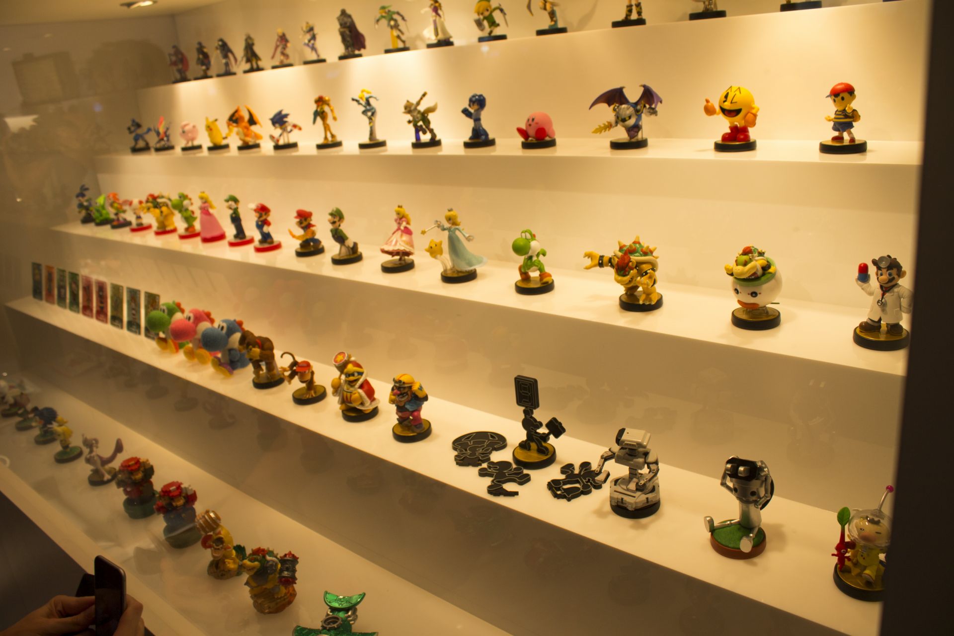 Amiibo, le NFC dans Smash Bros - Page 31 136098drwillyamiibogamescon2015