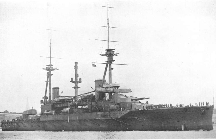 ROYAL NAVY CROISEUR DE BATAILLE HMS TIGER 142748HMS_Agincourt