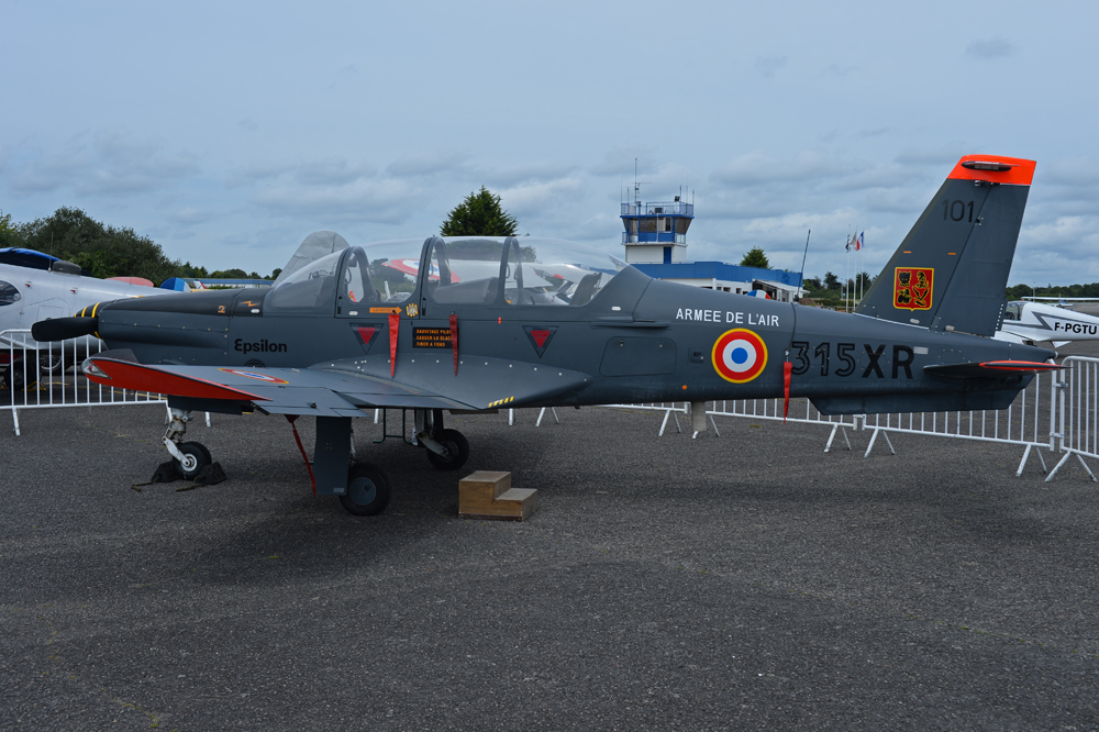 Aérodrome de La Baule Escoublac - Page 2 15107220140809LABAULE007