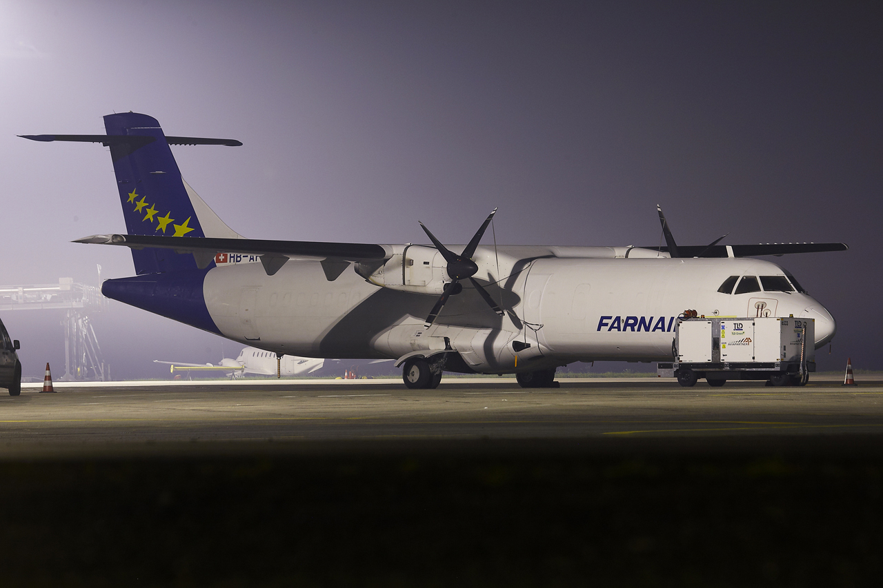 [28/11/2013] ATR72-200 (HB-AFN) Farnair Europe 153021GRX8880