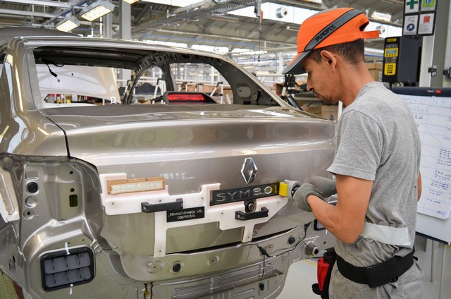 Groupe Renault - Inauguration de l’usine industrie automobile d’Oran en Algérie 1544106322716