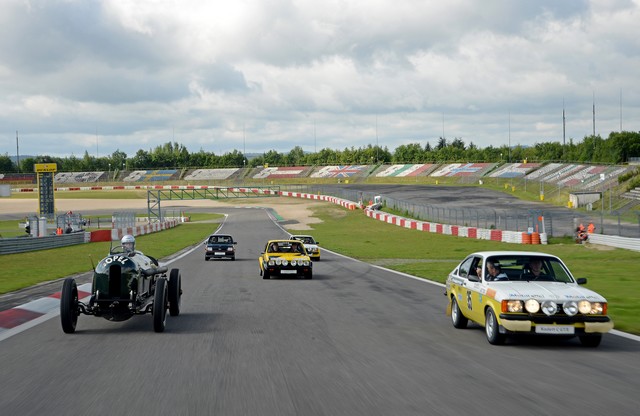 Un plateau de légende : les grandes sportives Opel à l’Oldtimer Grand Prix 154549OpelOldtimerGrandPrix292452