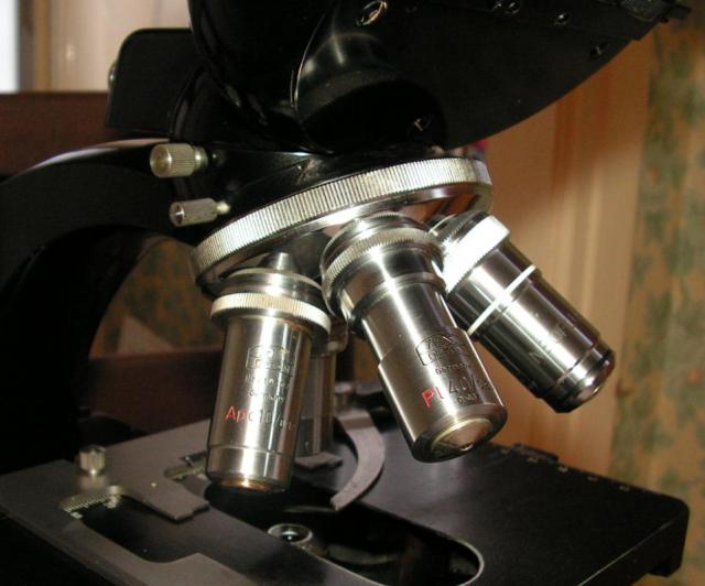 vend un superbre microscope Zeiss fonctionnel 157027zeiss3