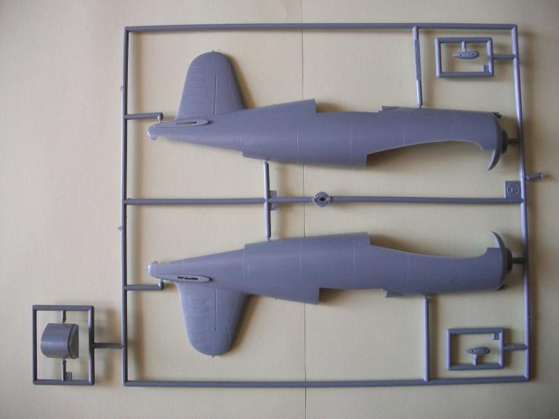 F4U-1D Corsair [ Academy ] 1/48 157846F4U1DCorsairAcademy011