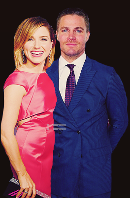 Sophia Bush && Stephen Amell 166139dees