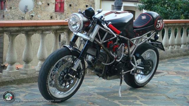 Autre massacre de SS (ducati hein ... le SS) 166400DSC00968