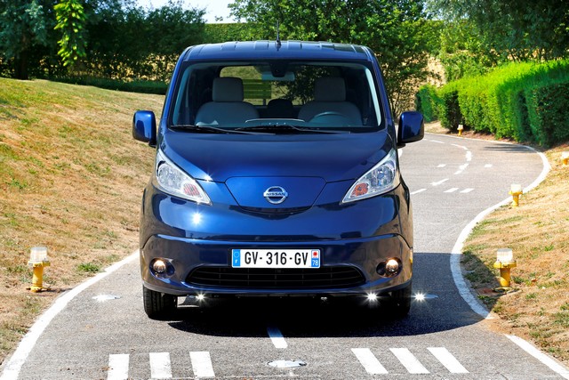 Nissan Lance Le Ludospace E-NV200 Evalia 7-Places 100% Electrique 17181313493536