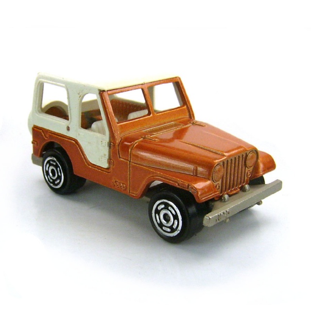 N°268 JEEP AVEC HARD TOP 174401214