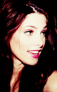 Ashley Greene 180160A16