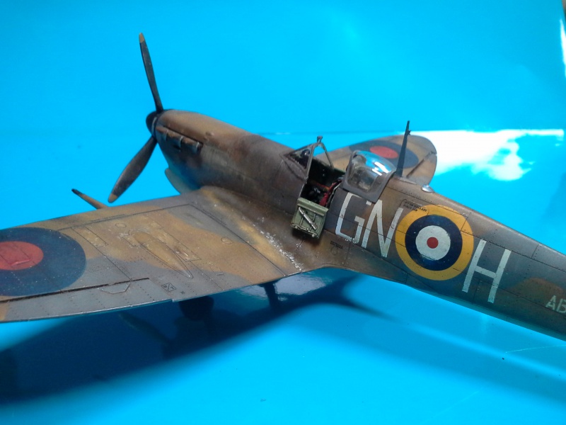 SPITFIRE  VB  AIRFIX 1/48  18647220141007222020