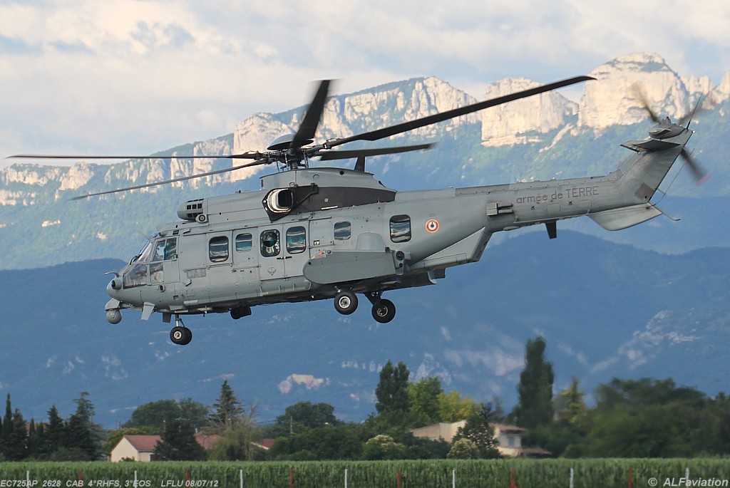 EC 725 HUS CARACAL - Page 3 188117ec725ap2628cab4rhfs3eosi