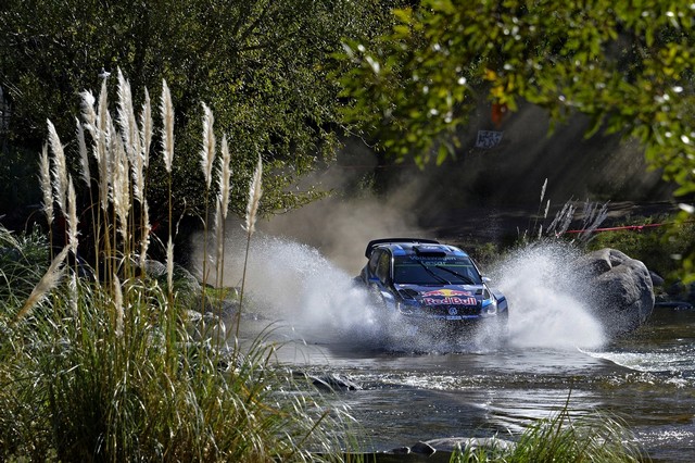 Rallye d'Argentine : Volkswagen en embuscade avec Ogier et Mikkelsen, revers pour Latvala  192161hd022016wrc04dr16035