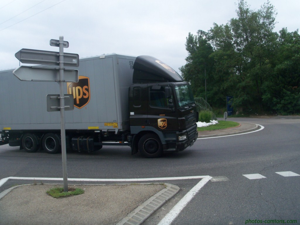 UPS (United Parcel Services) 192397photoscamions30vi11110Copier