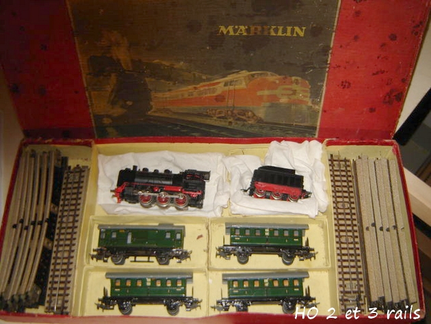 Coffrets Märklin 1936 - 1968 (rouges, noirs, verts ou bleus) 192924MarklincoffretRM82441950R